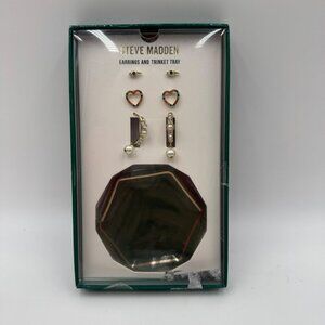 Steve Madden 3 Pair Earrings & Trinket Tray Gift Set Multicolor & Pearl Accents